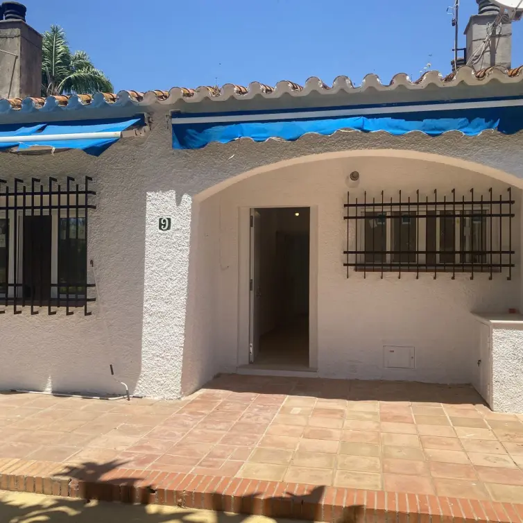 Venta de adosado en Cortijo Blanco
