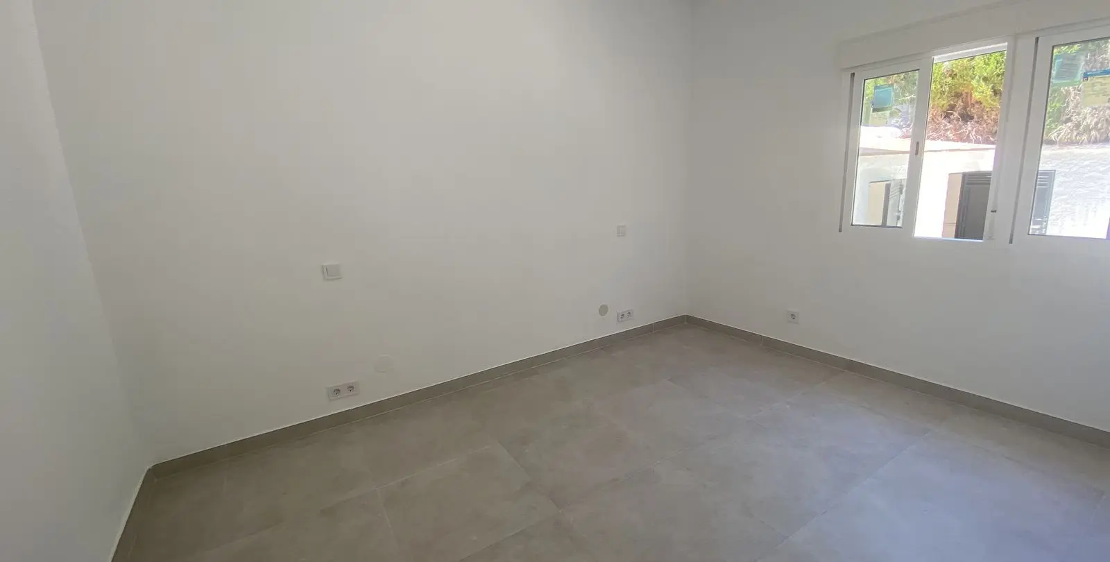 Venta de adosado en Cortijo Blanco 10