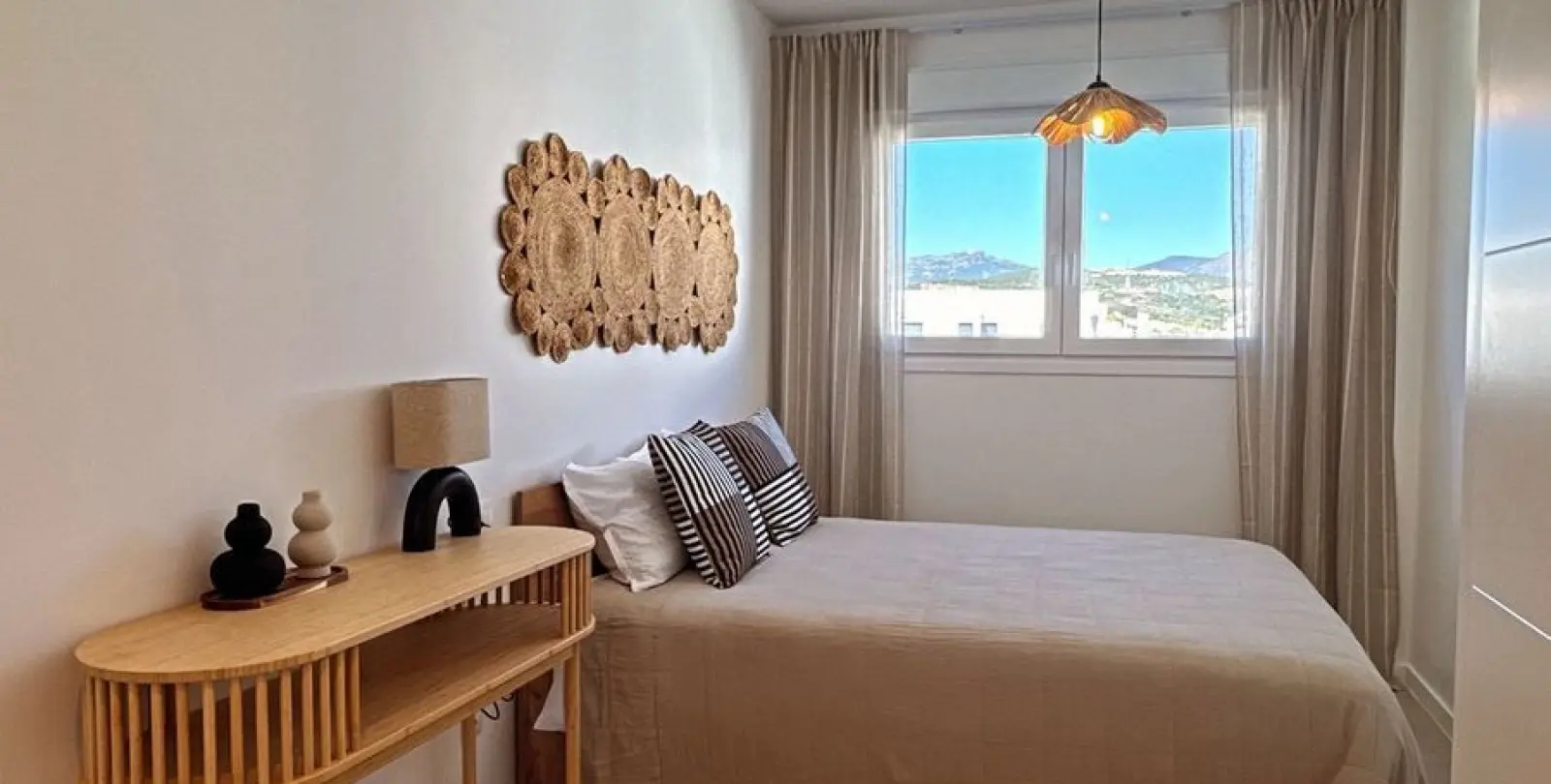 Sale of penthouse in Estepona 13
