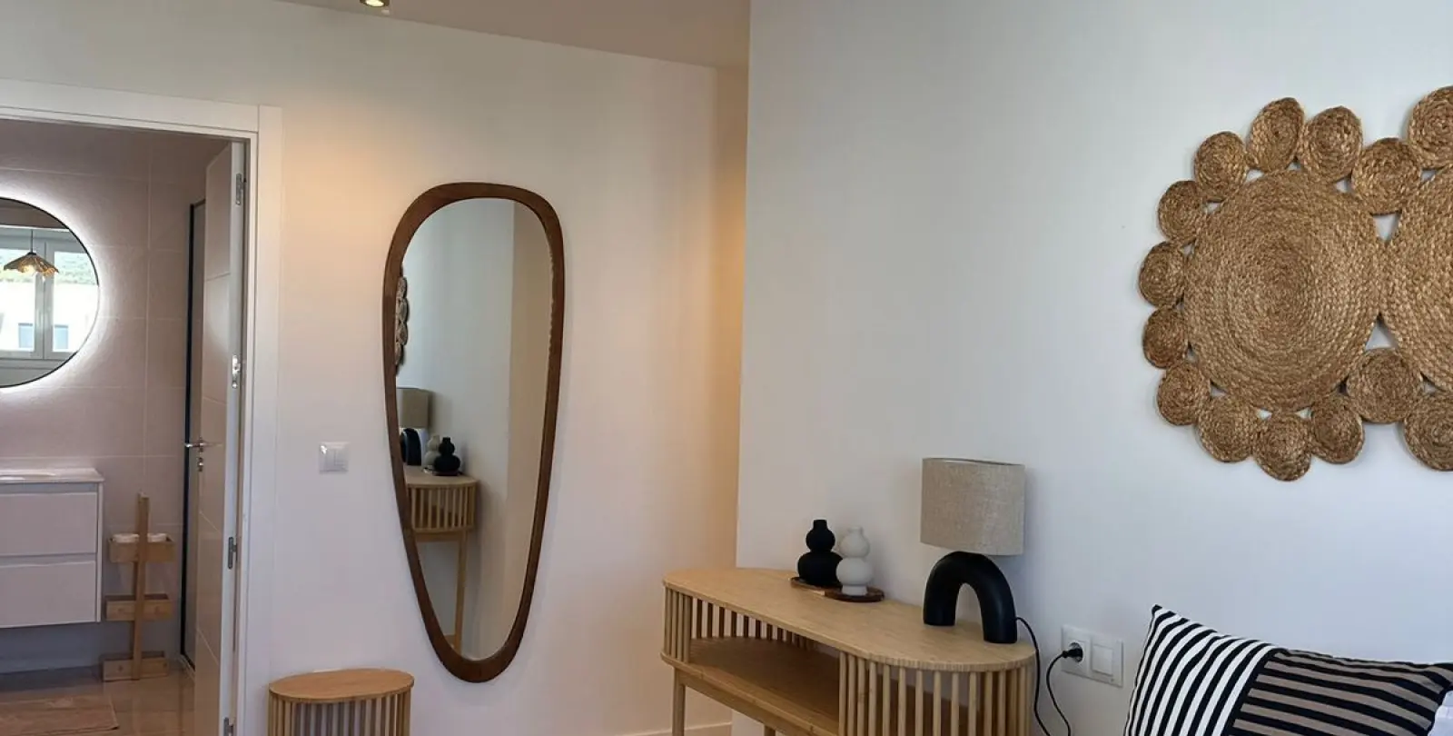 Sale of penthouse in Estepona 14
