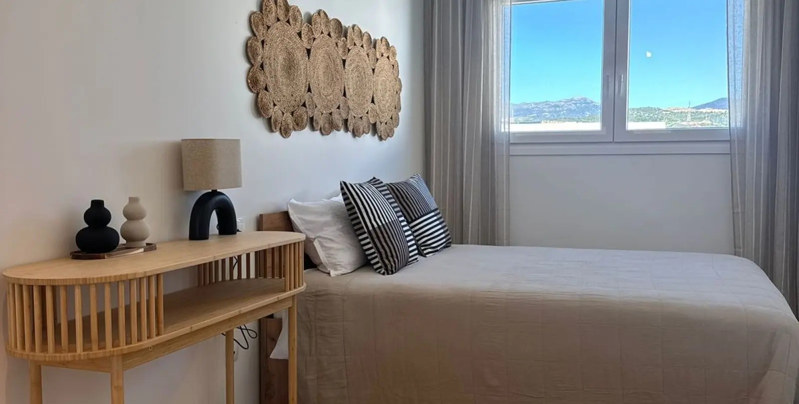 Sale of penthouse in Estepona 26