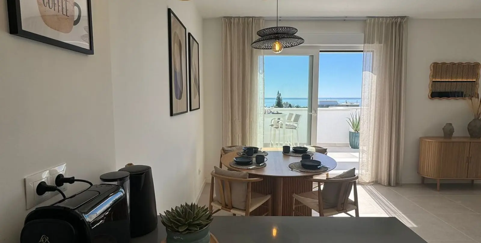 Sale of penthouse in Estepona 28