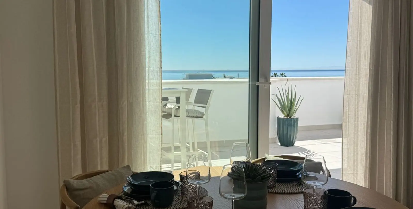 Sale of penthouse in Estepona 33