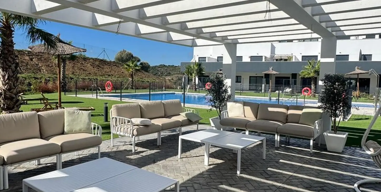 Sale of penthouse in Estepona 41