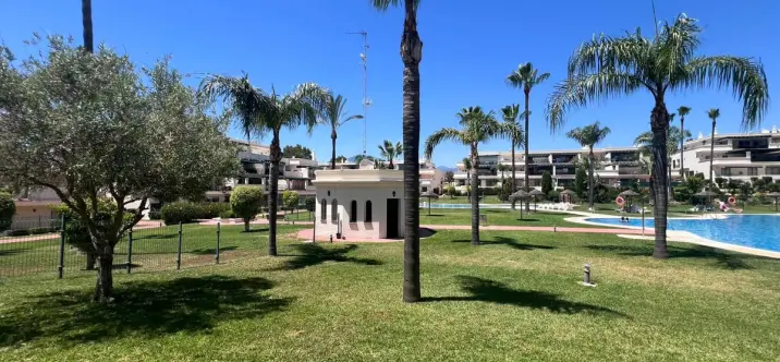 Sale of ground floor apartment in Puerto Banús 1