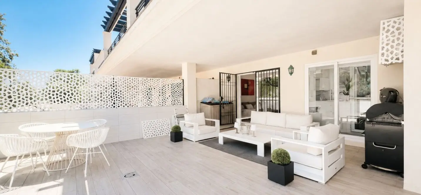 Продажа апартаментов на первом этаже в Puerto Banús 2