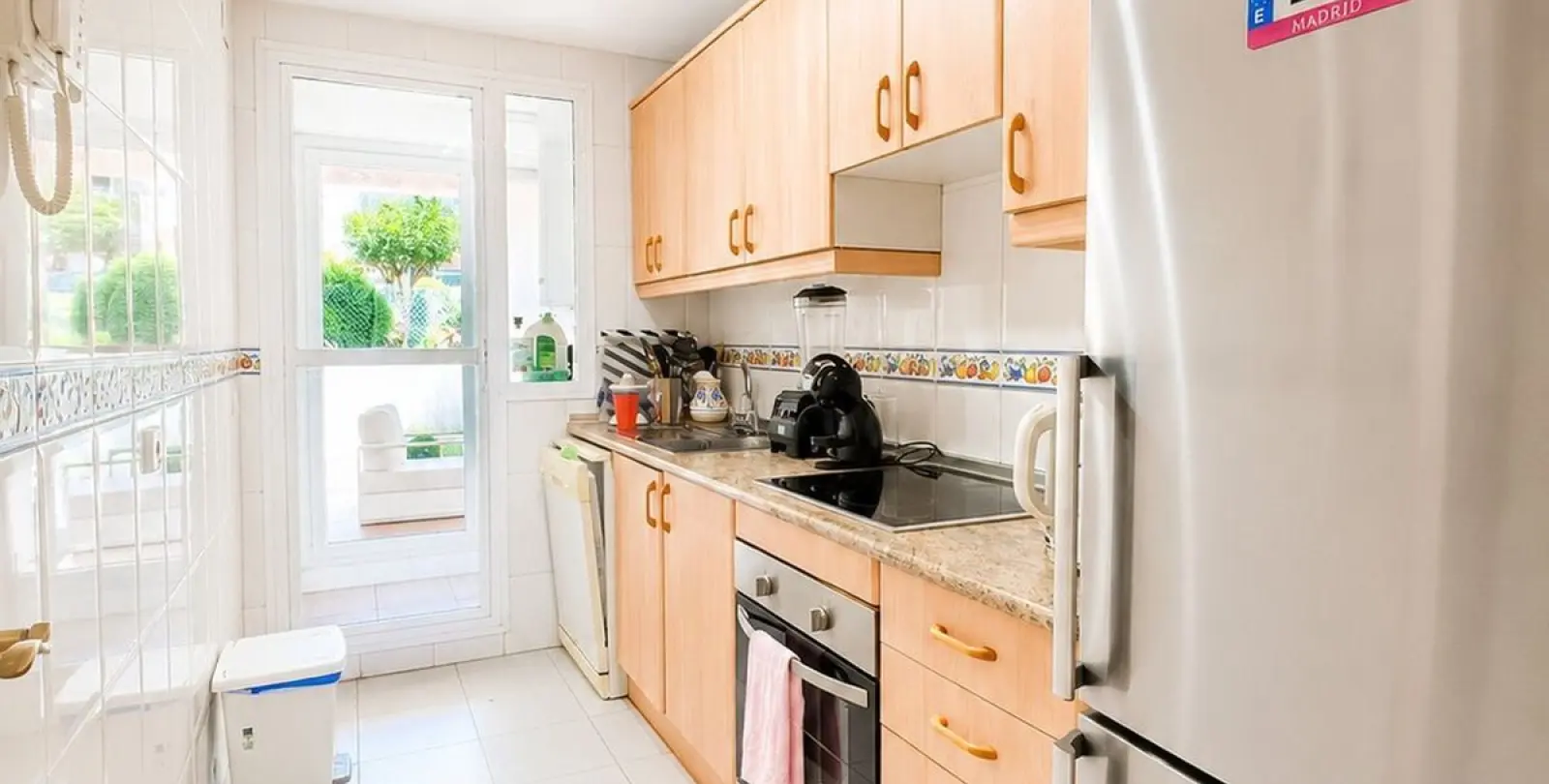 Venta de apartamento en planta baja en Puerto Banús 11