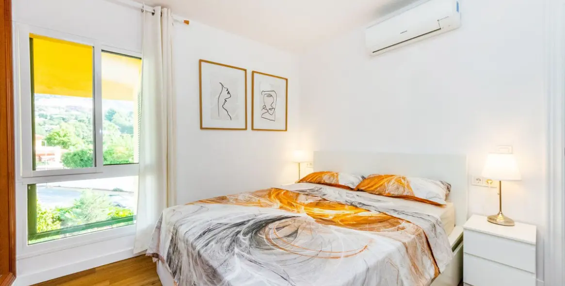Sale of middle floor apartment in Fuengirola 23