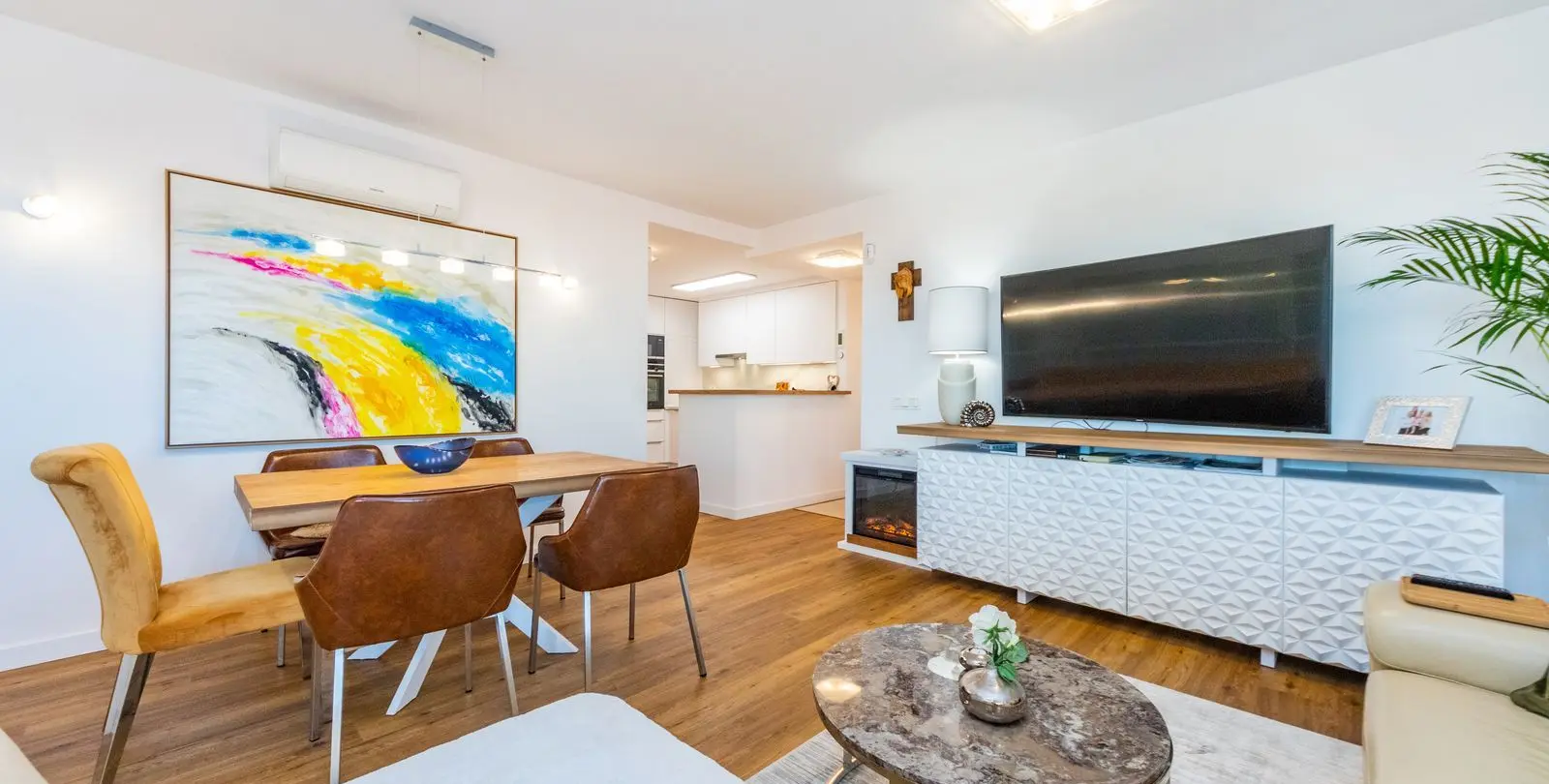Venta de apartamento en planta media en Fuengirola 3