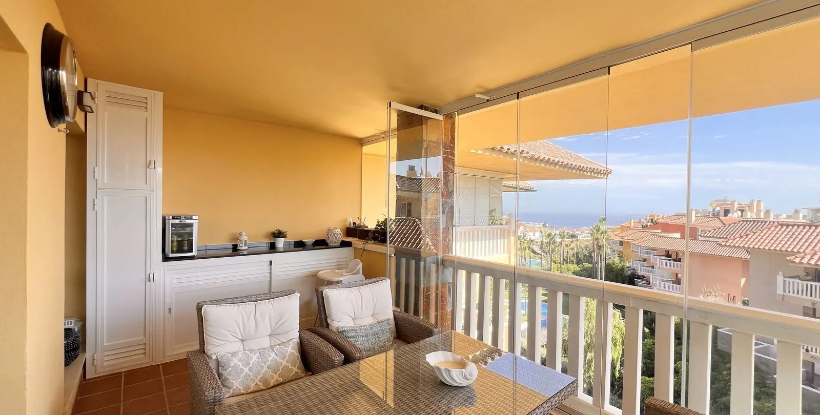 Venta de apartamento en planta media en Fuengirola 9