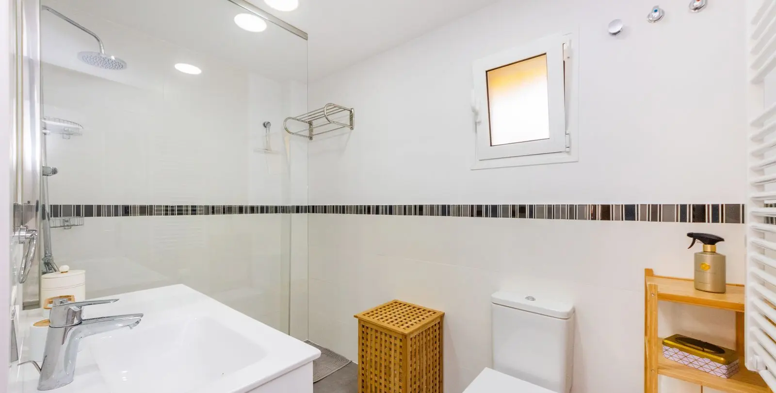 Venta de apartamento en planta media en Fuengirola 14