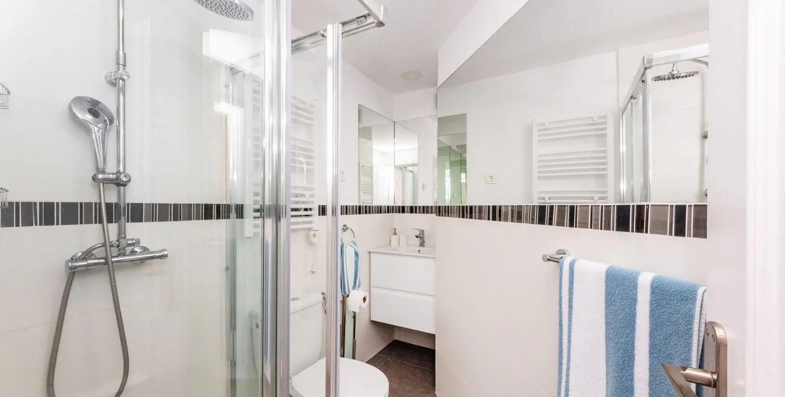 Venta de apartamento en planta media en Fuengirola 21