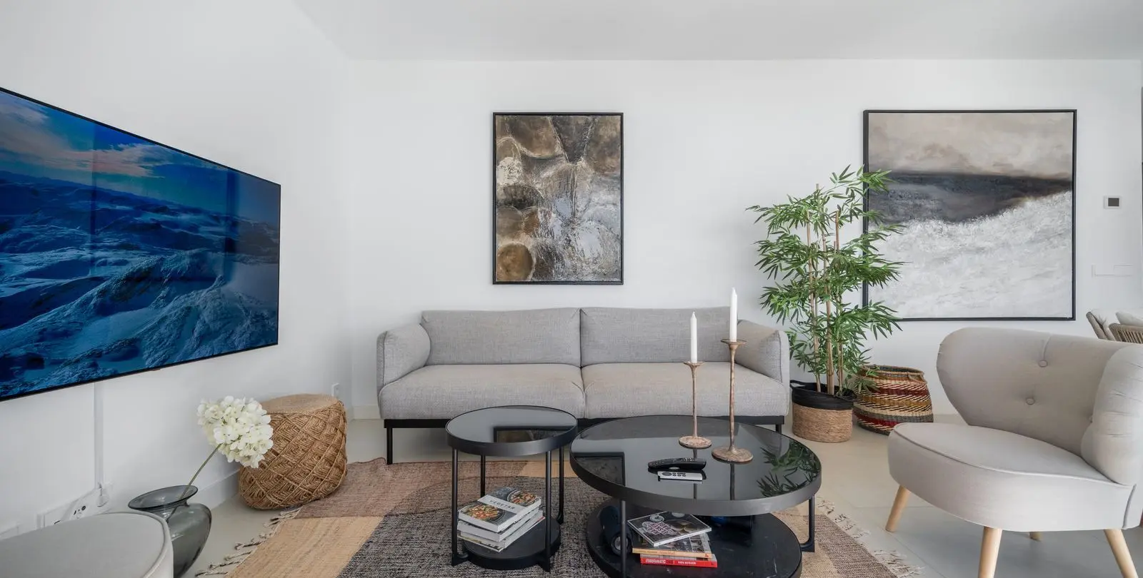 Sale of middle floor apartment in Fuengirola 9