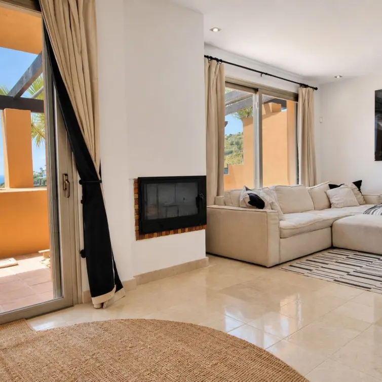 Sale of townhouse in Riviera del Sol