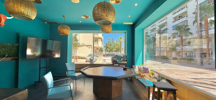 Sale of bar in Fuengirola 1