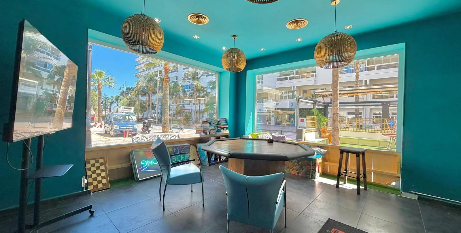 Sale of bar in Fuengirola 1