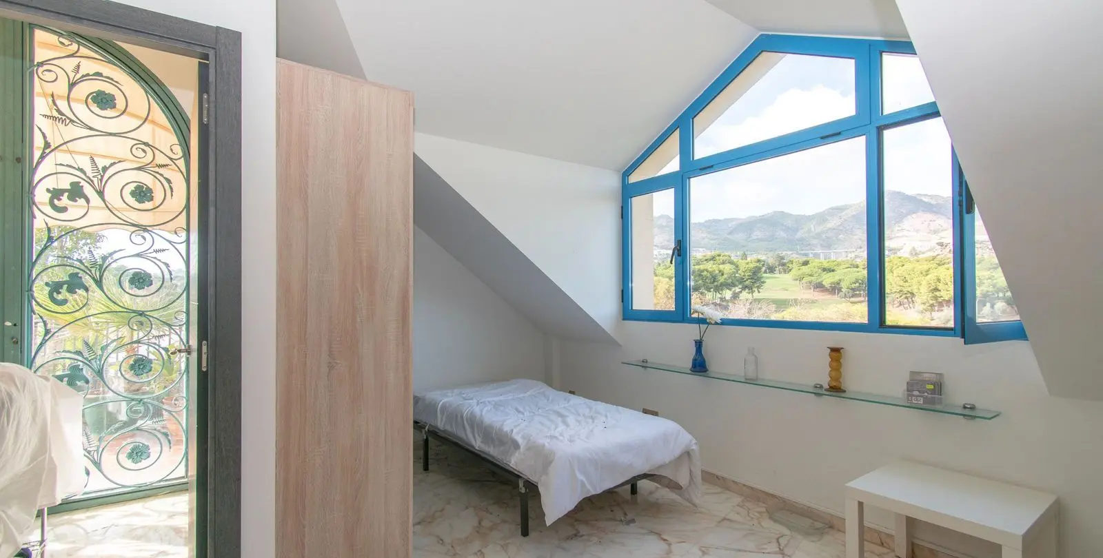 Venta de ático dúplex en Torrequebrada 44