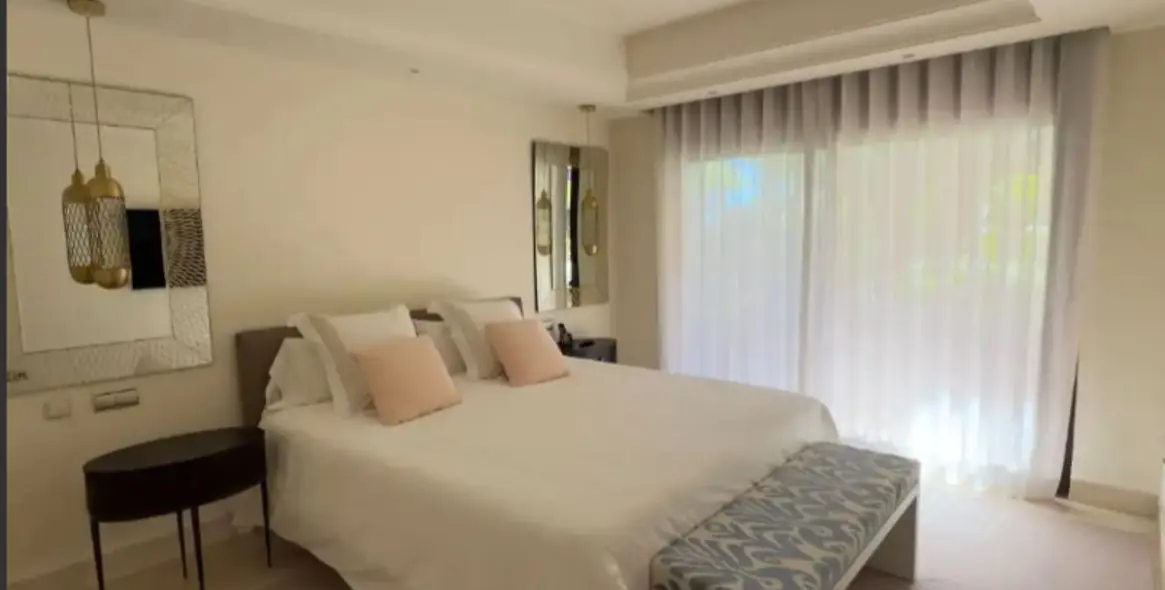Venta de apartamento en planta baja en Marbella 7
