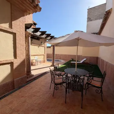 Venta de villa independiente en Antequera