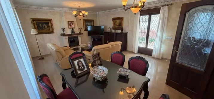 Venta de villa independiente en Antequera 3