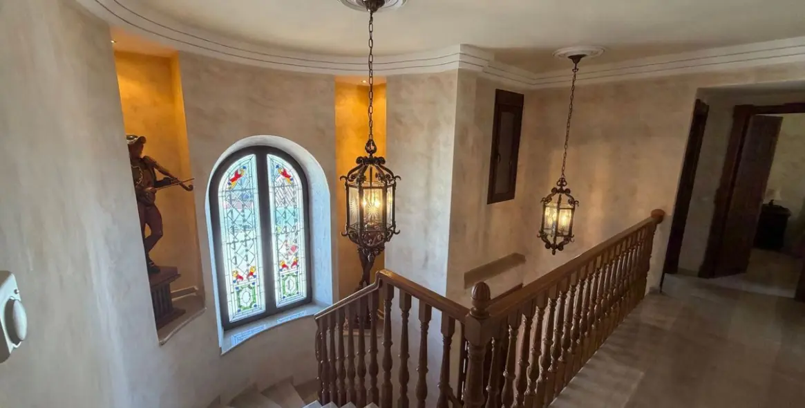 Venta de villa independiente en Antequera 11