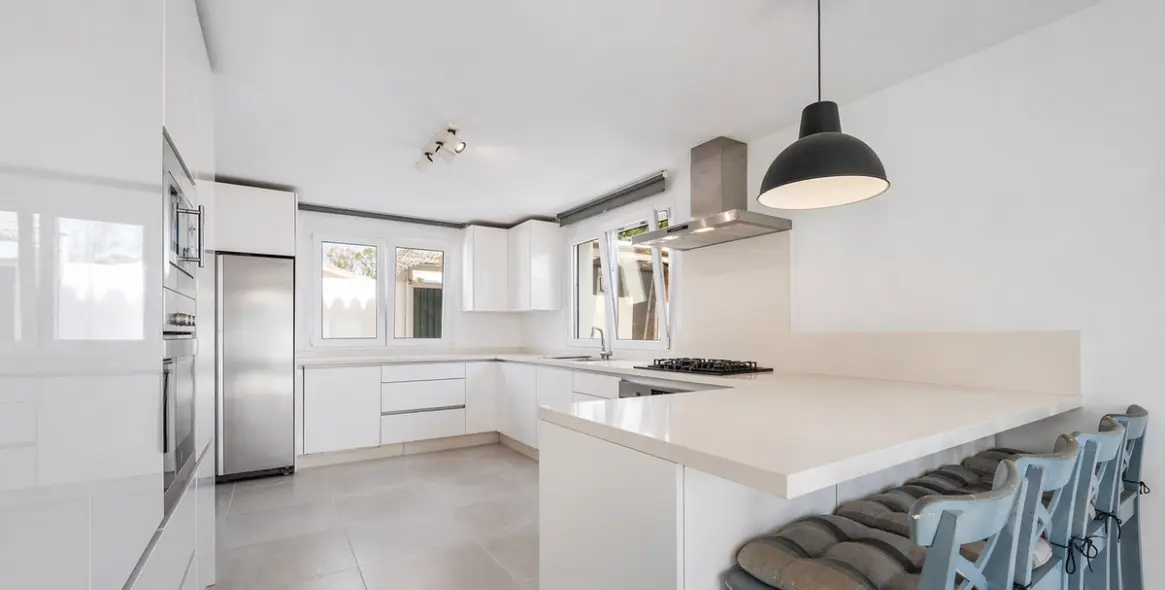 Venta de villa independiente en Estepona 7