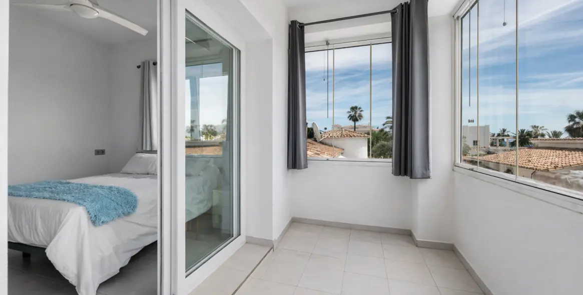 Venta de villa independiente en Estepona 17