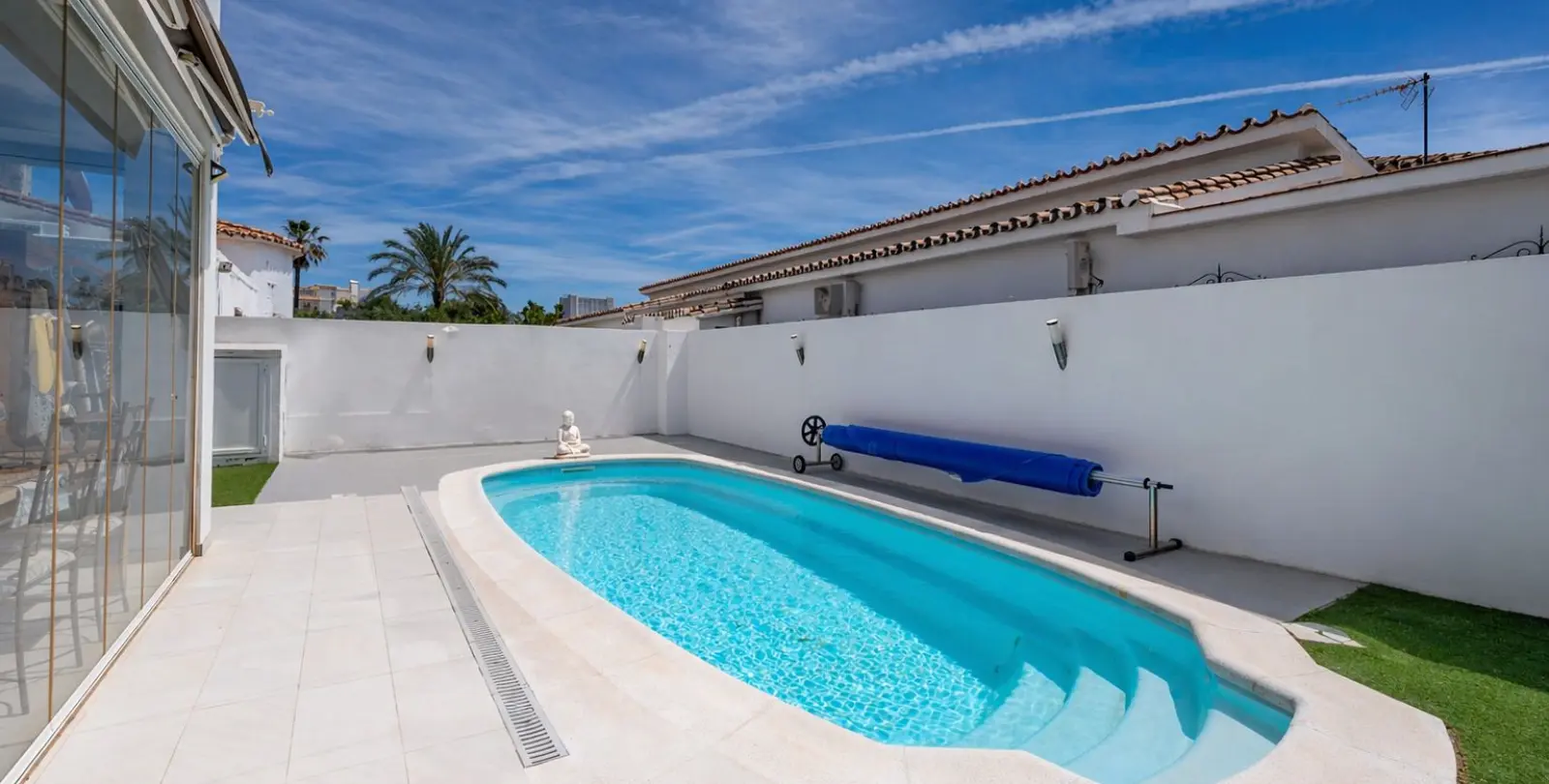 Venta de villa independiente en Estepona 3