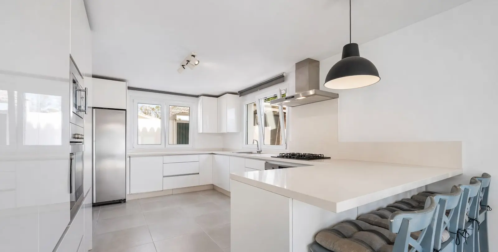 Venta de villa independiente en Estepona 8