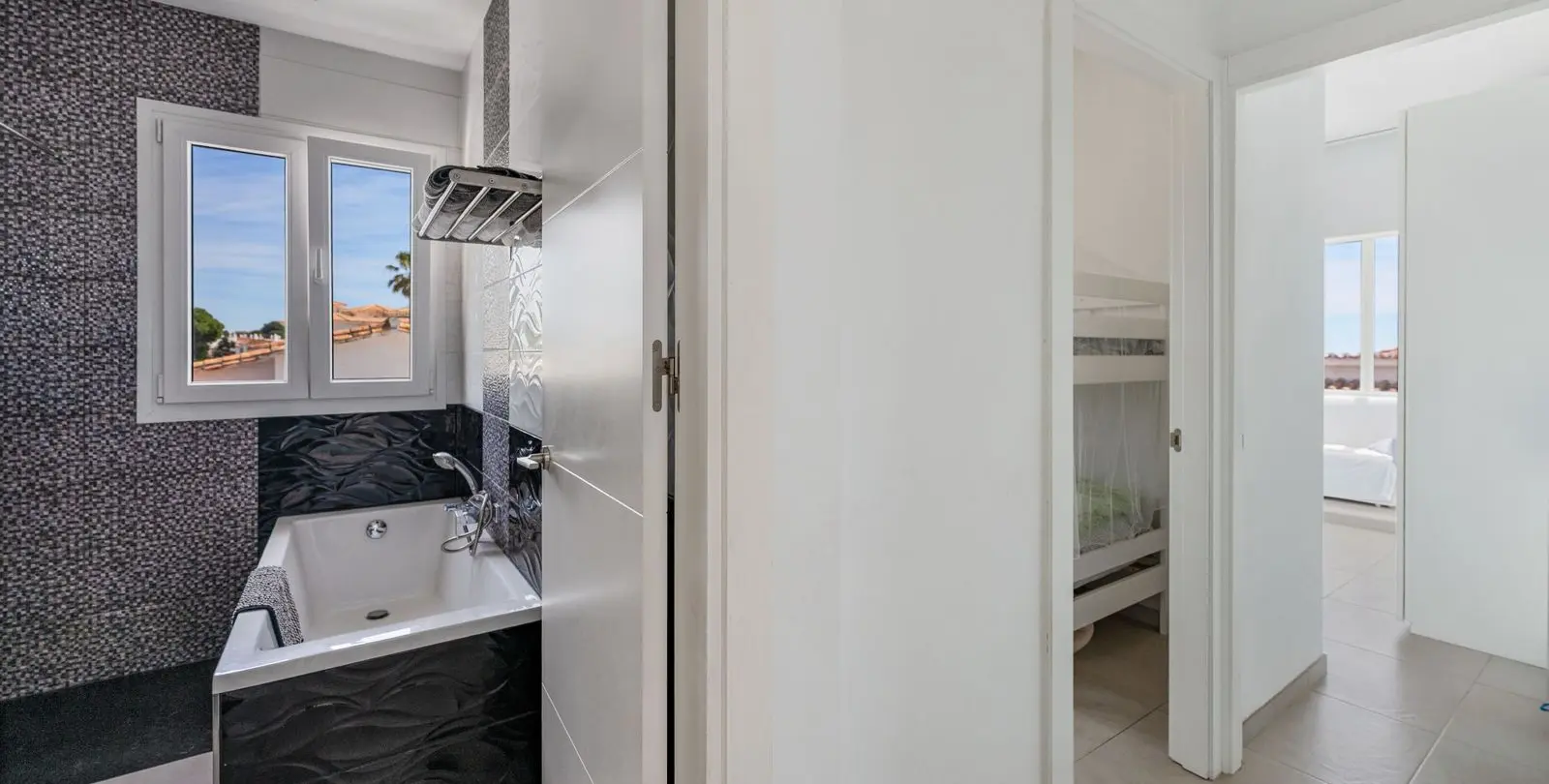Venta de villa independiente en Estepona 20