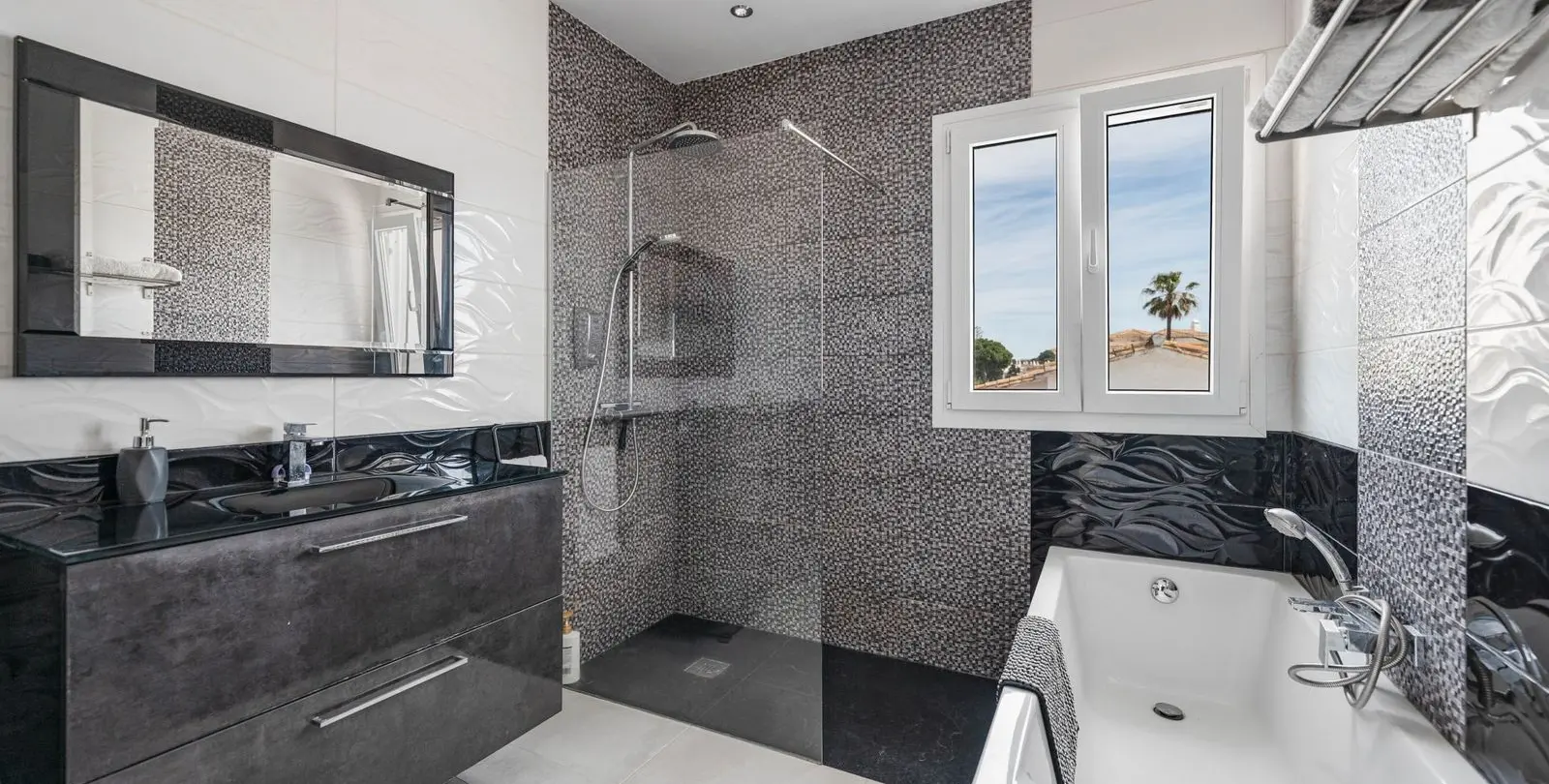 Venta de villa independiente en Estepona 21