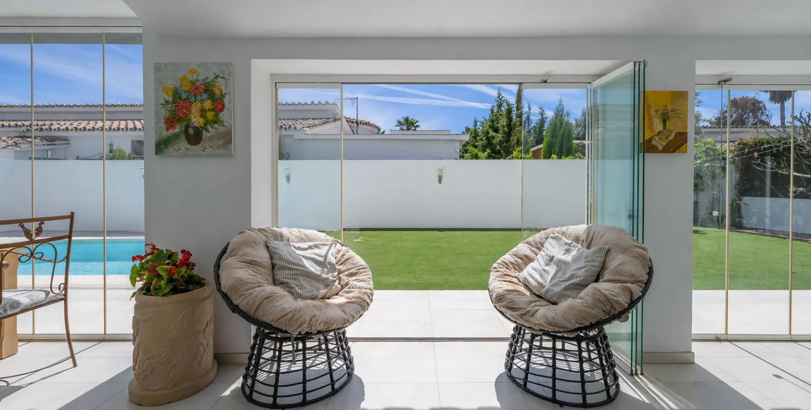 Venta de villa independiente en Estepona 23