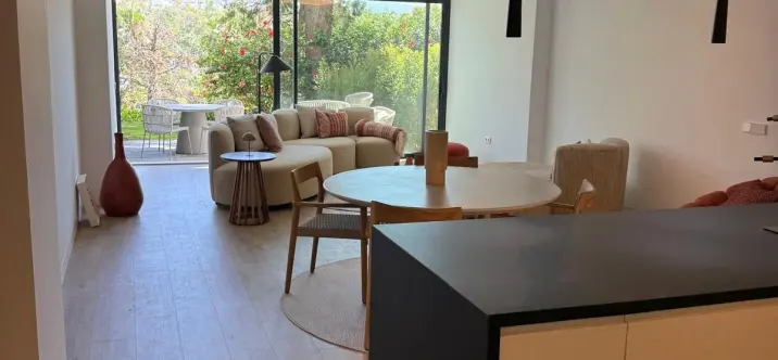 Venta de apartamento en planta baja en Nueva Andalucía 2