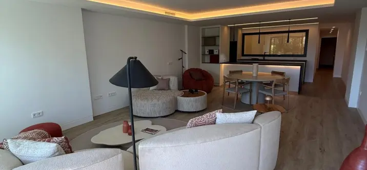 Venta de apartamento en planta baja en Nueva Andalucía 3