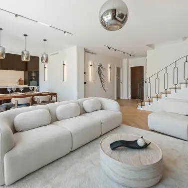 Venta de ático dúplex en Nueva Andalucía
