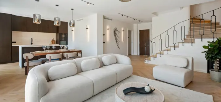 Venta de ático dúplex en Nueva Andalucía 3