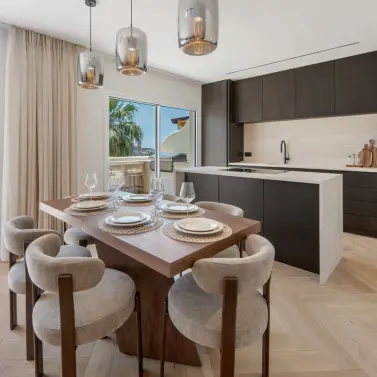 Venta de ático dúplex en Nueva Andalucía