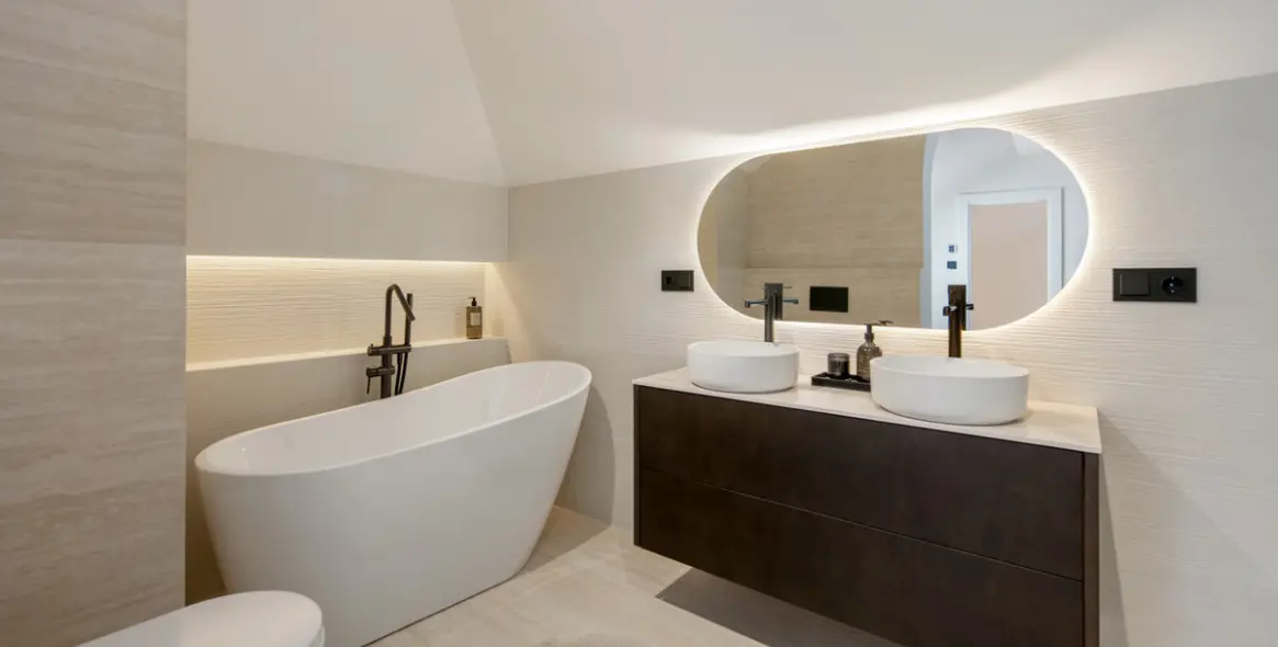 Venta de ático dúplex en Nueva Andalucía 18