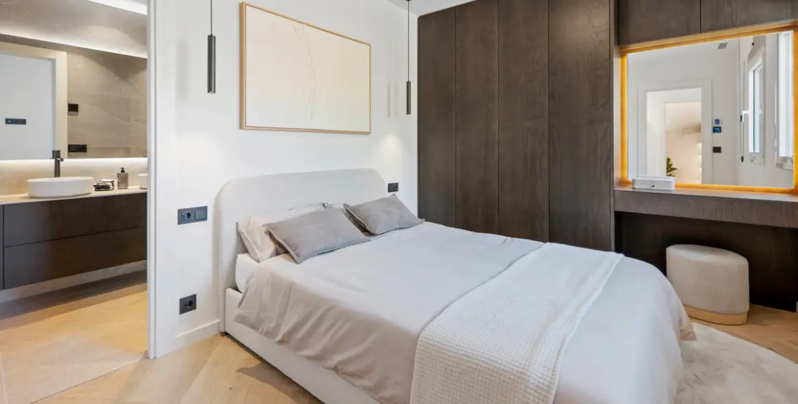 Venta de ático dúplex en Nueva Andalucía 20