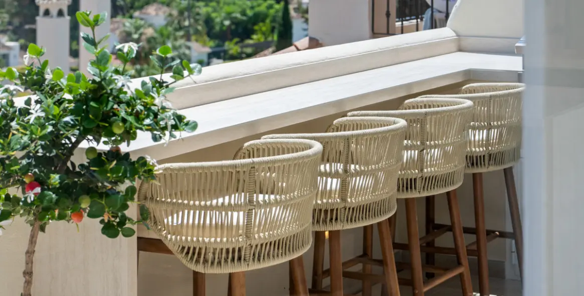 Venta de ático dúplex en Nueva Andalucía 25