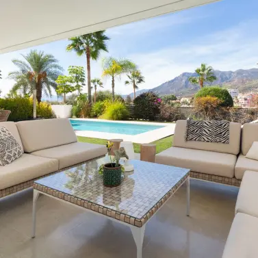Venta de villa independiente en Río Real