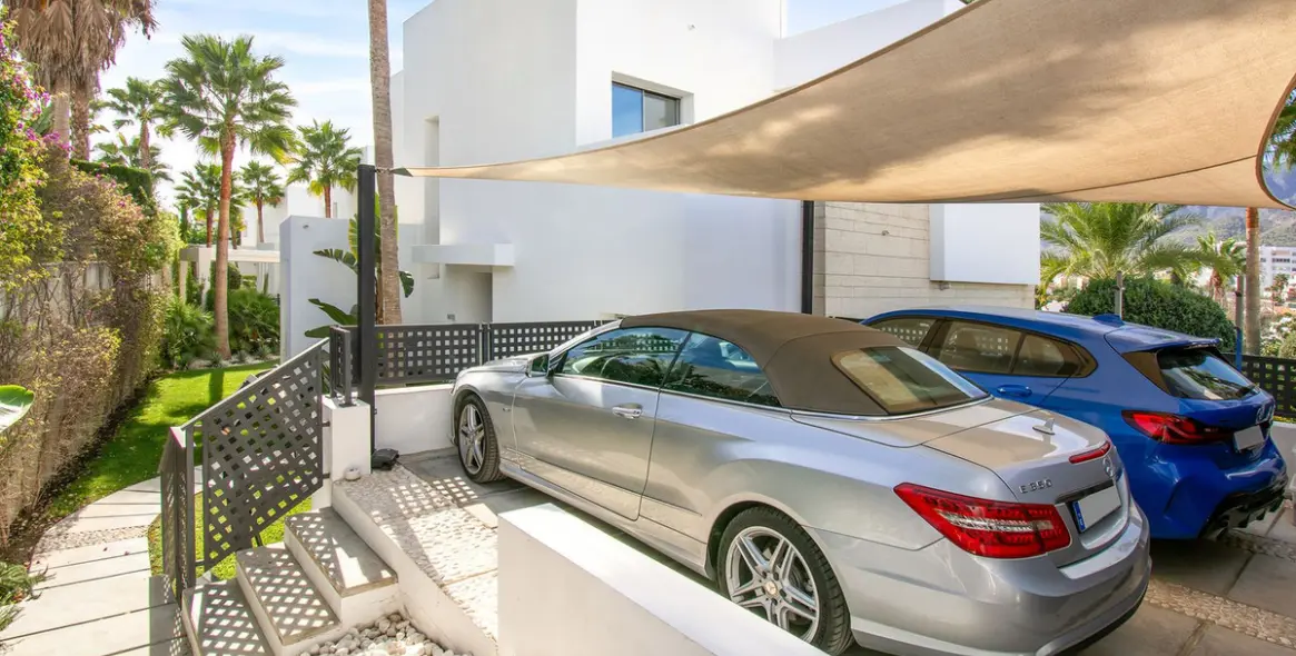 Venta de villa independiente en Río Real 12
