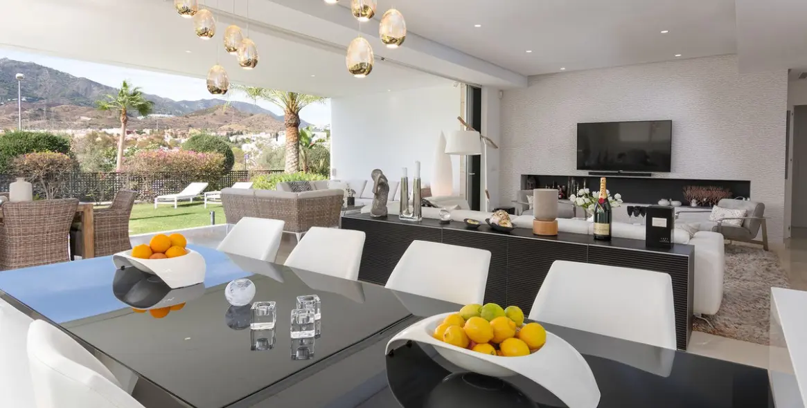 Venta de villa independiente en Río Real 18