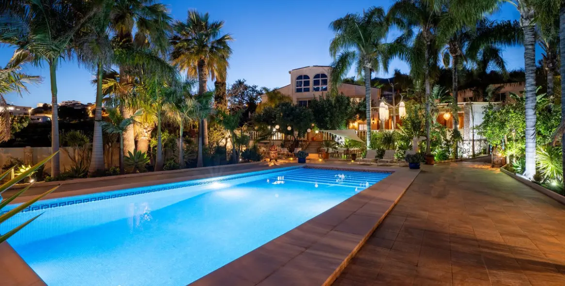 Venta de villa independiente en Benalmadena 1