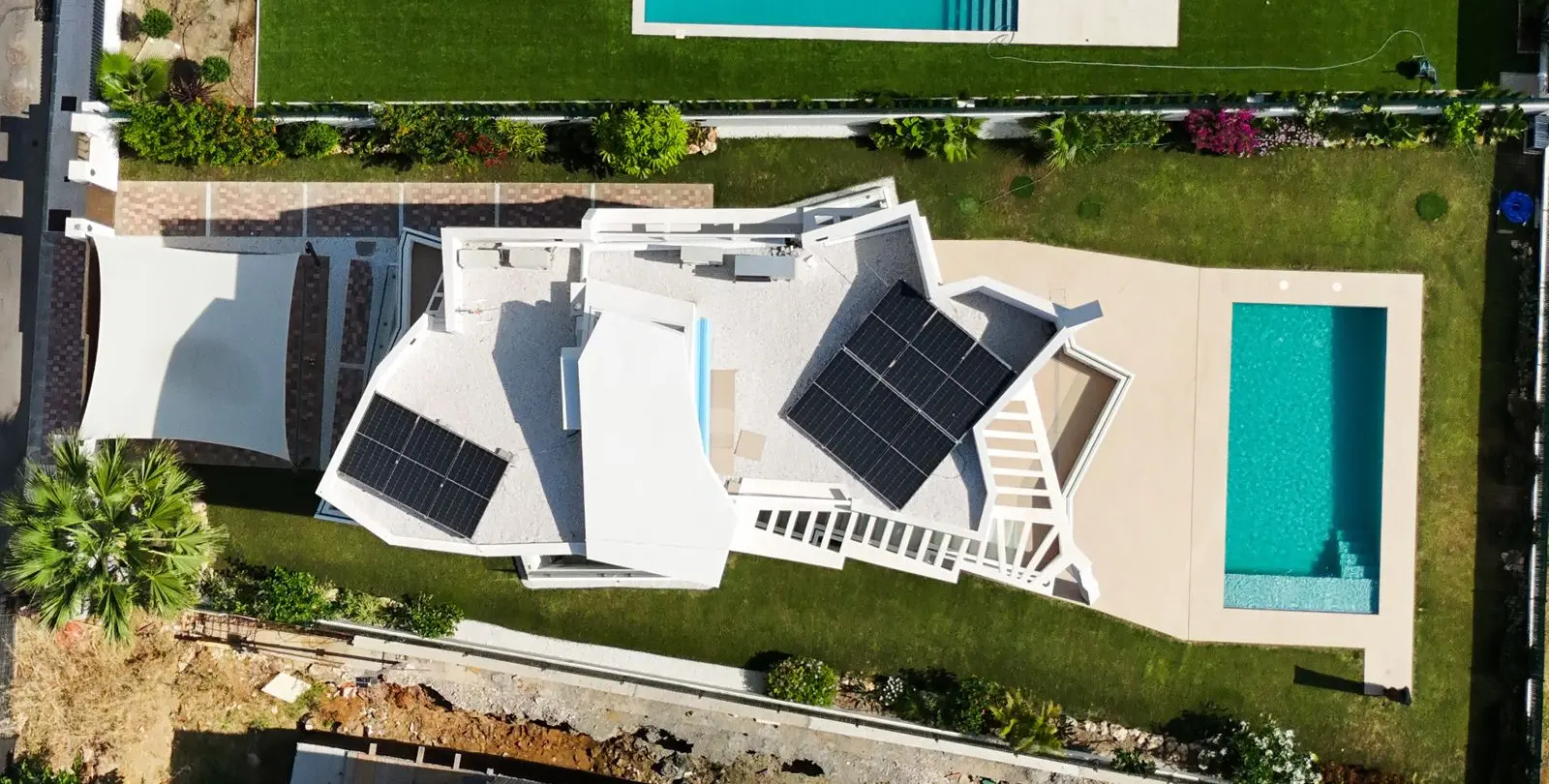 Venta de villa independiente en Estepona 40
