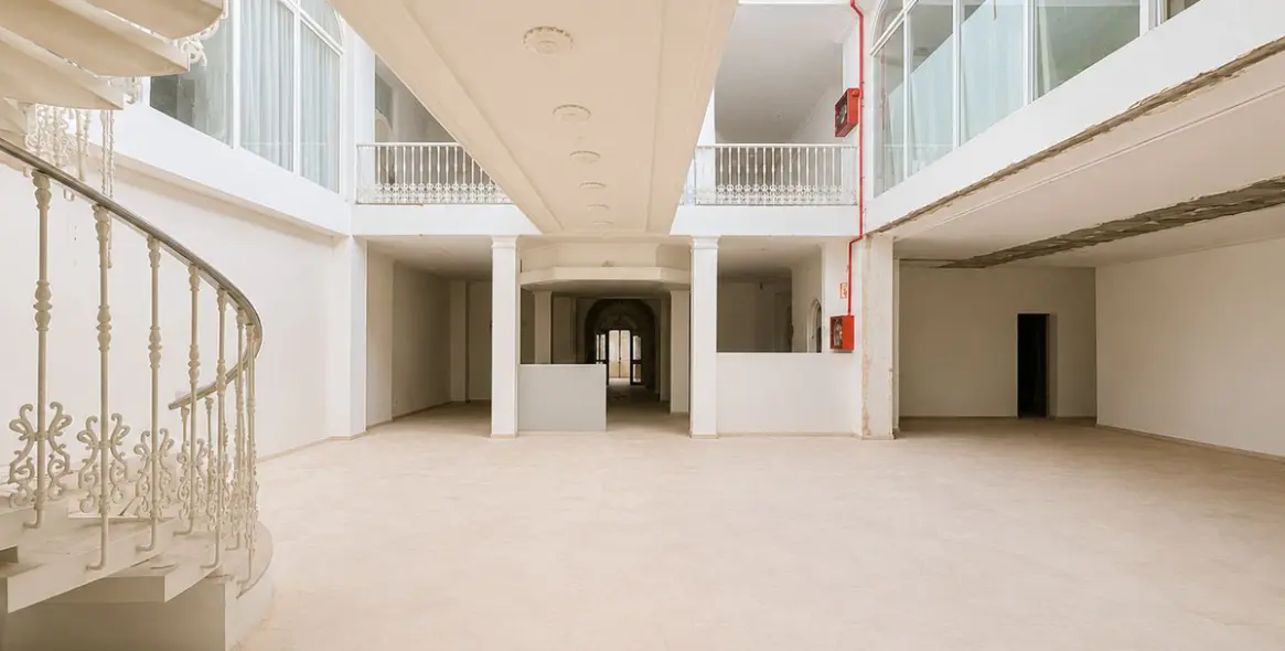 Venta de local comercial en Riviera del Sol 23