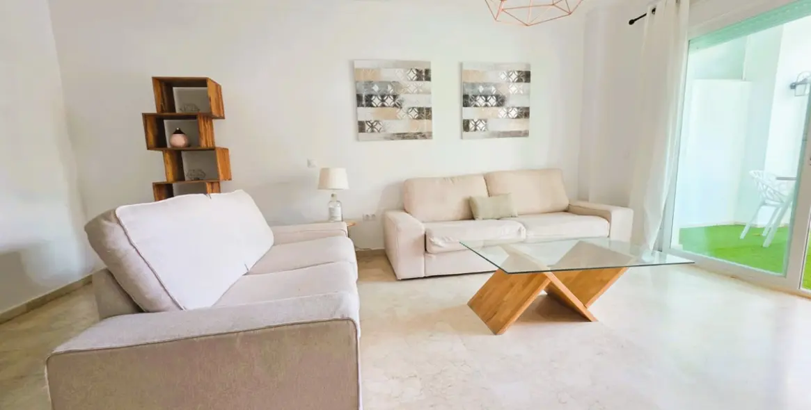 Short-term rent of middle floor apartment in Puerto Banús 7
