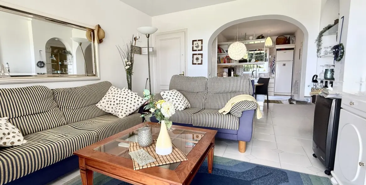 Venta de apartamento en planta baja en Miraflores 9