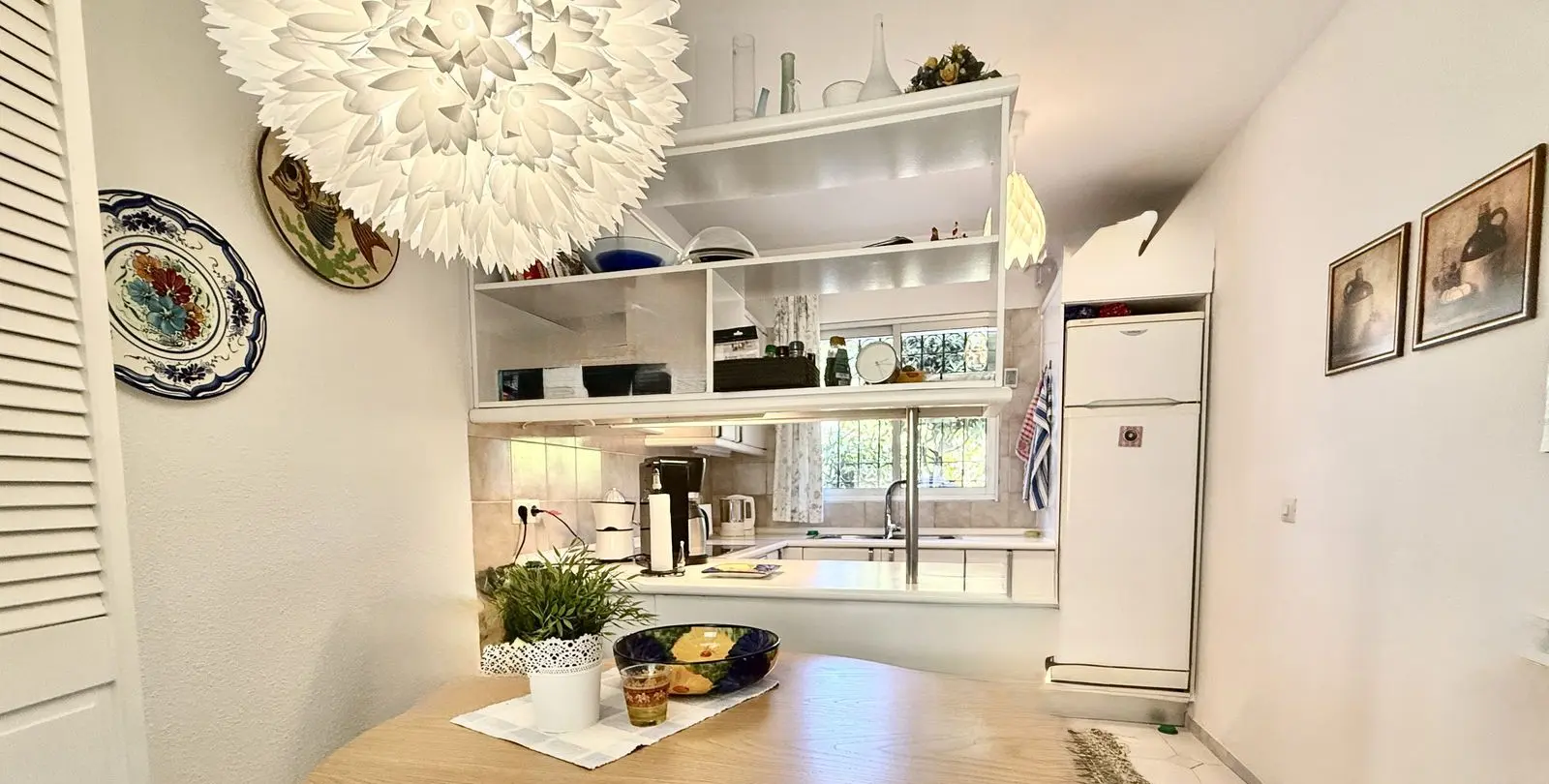Продажа апартаментов на первом этаже в Miraflores 10