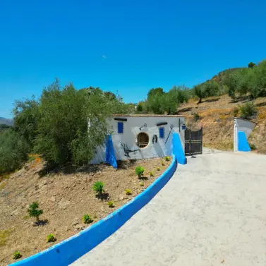 Venta de villa independiente en Riogordo